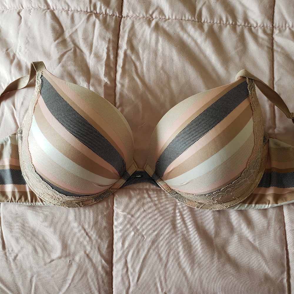 VS Fabulous by Victoria 38D